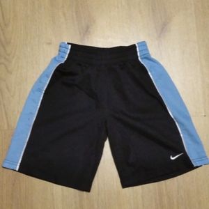 Boys' Basketball Shorts | Nike